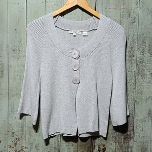 Pria light grey three button sweater
